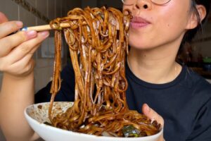 Descubre la variedad y deliciosos sabores de los fideos chinos de Mercadona